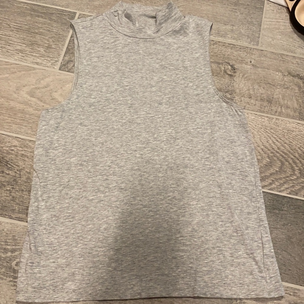 GAP Grey High Neck 90s top